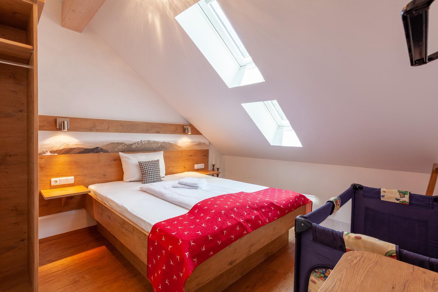 Lustiger Hirsch Hotel