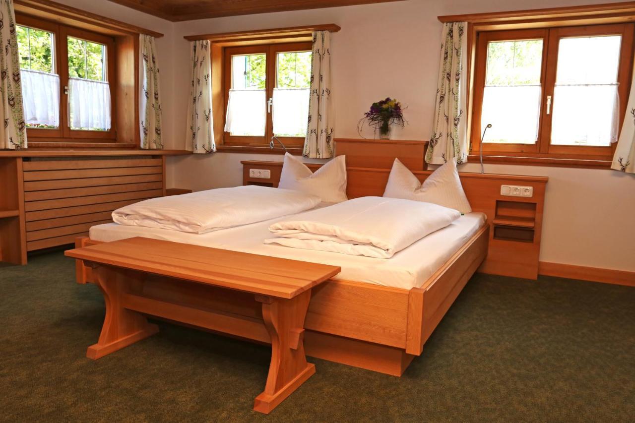 Lustiger Hirsch Hotel 3*