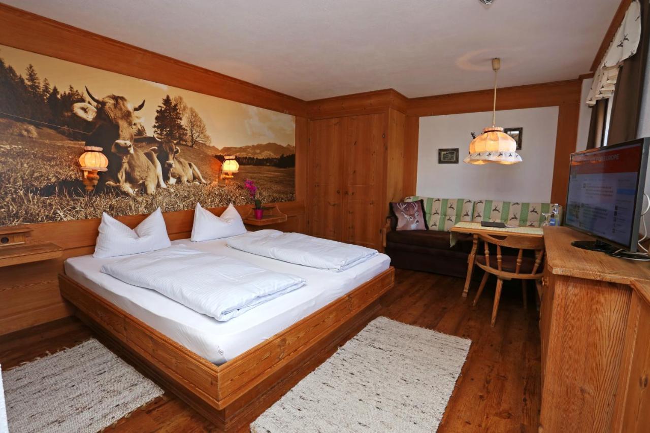 Lustiger Hirsch Hotel 3*