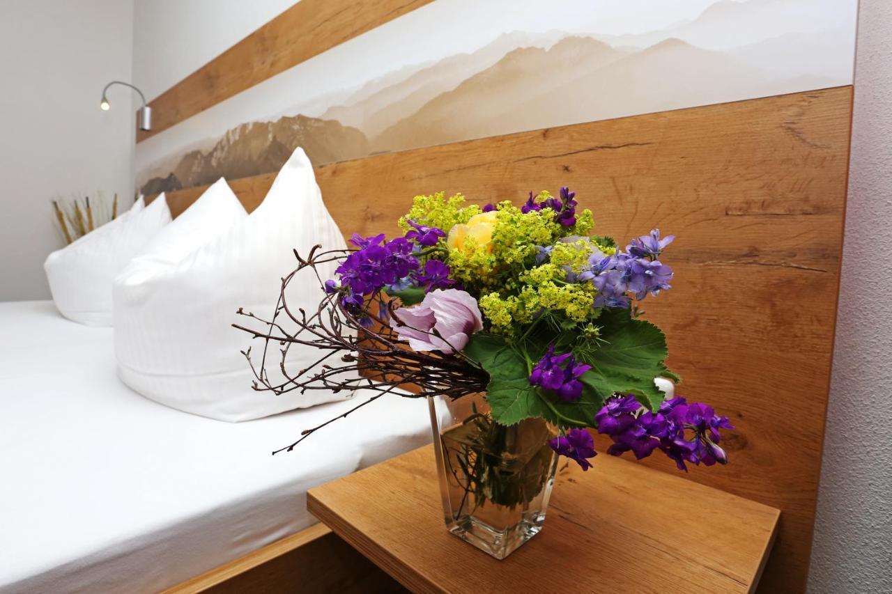 Lustiger Hirsch Hotel 3*